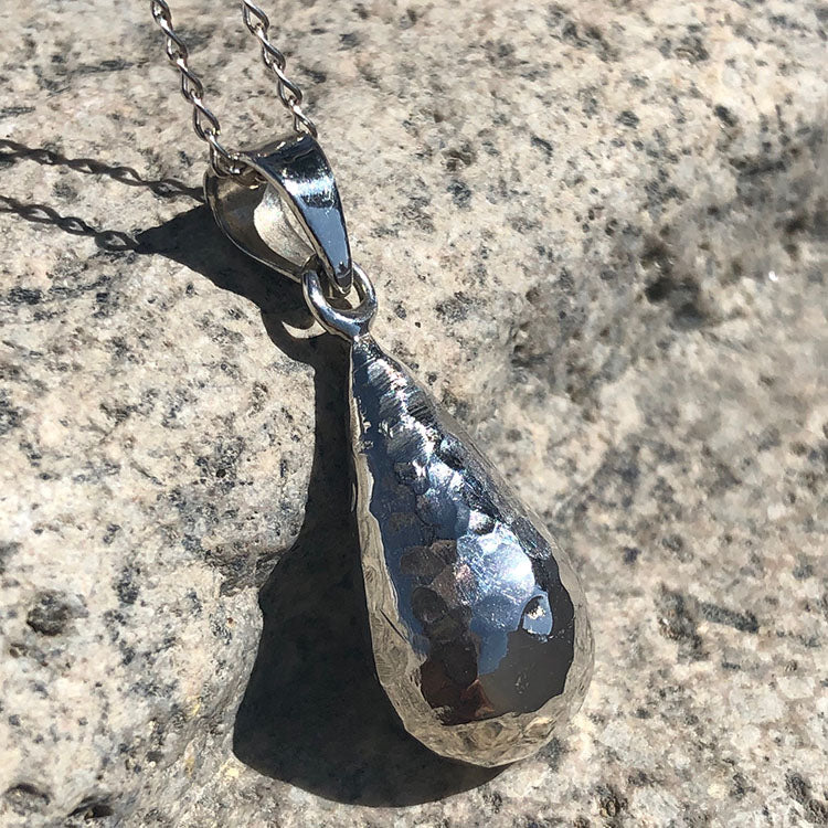 Dije Gota Martillada